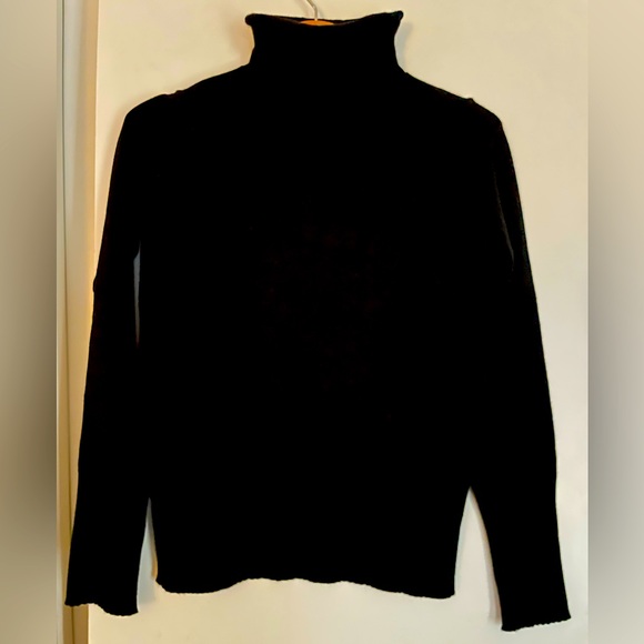XS:French Connection Black Long Sleeve Soft Classic Turtleneck Sweater NWT new! - Picture 1 of 8